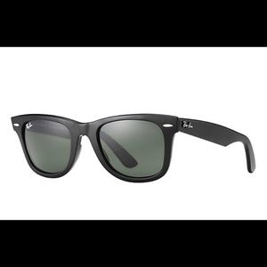 Ray Ban wayfarer classic black